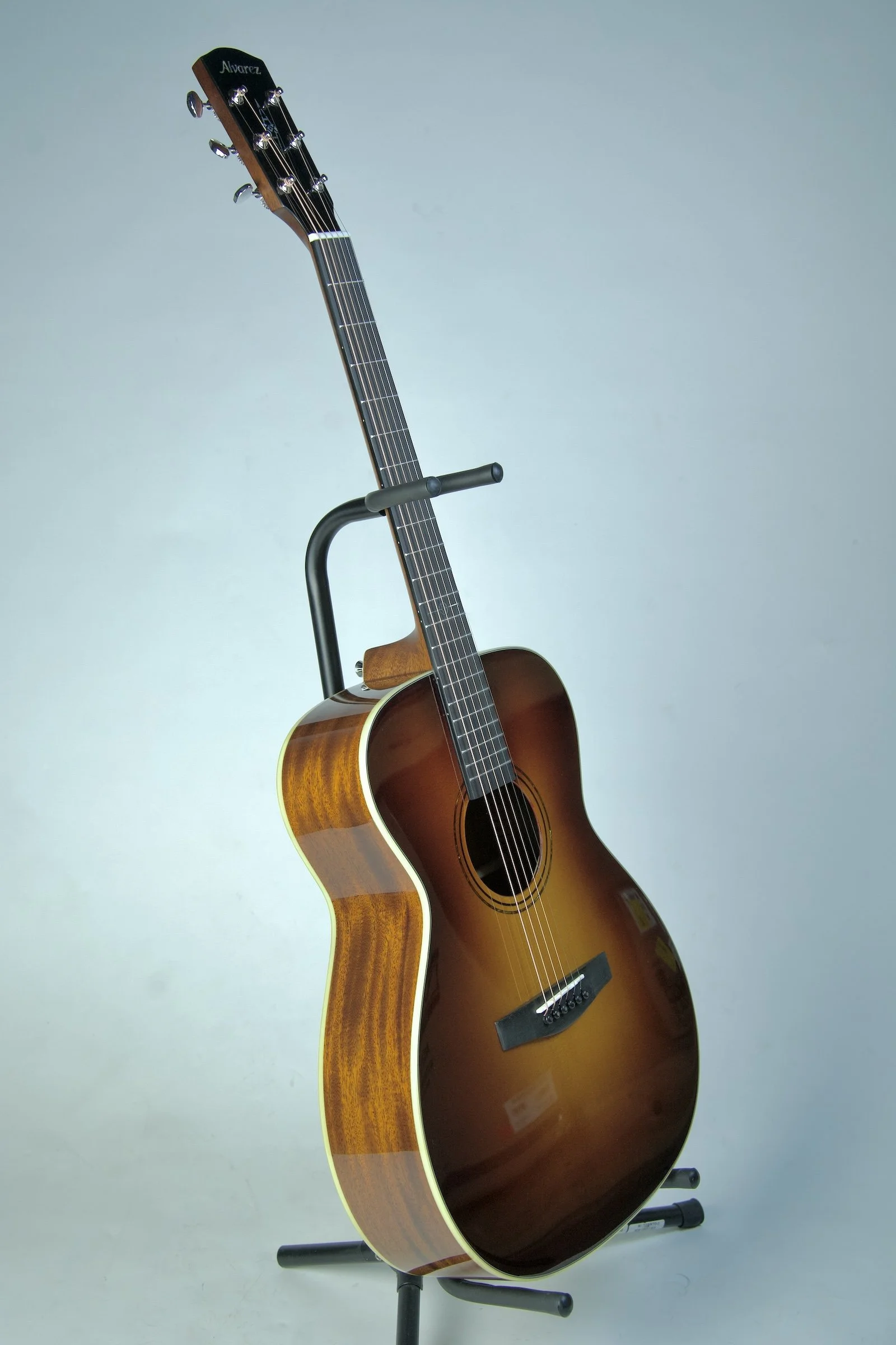 ギター alvarez 2555BK ギター alvarez 2555BK ギター alvarez 2555BK Alvarez 2555